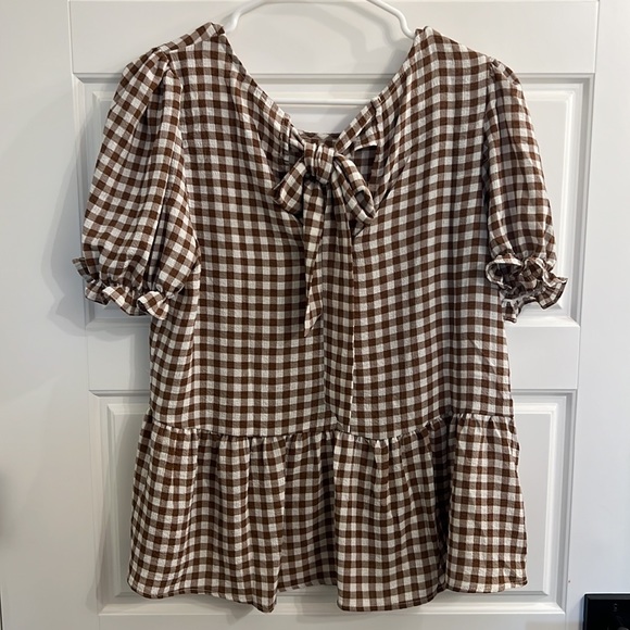 Brown/White peplum short sleeve from Versona - size large - Picture 2 of 3